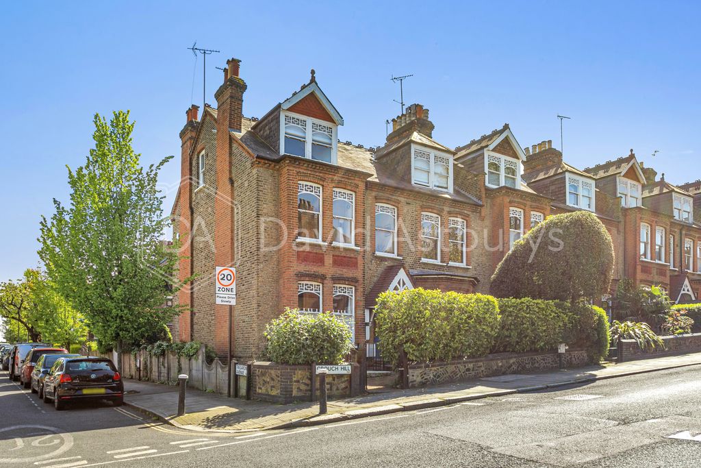 Property photo 1 of 13 7
