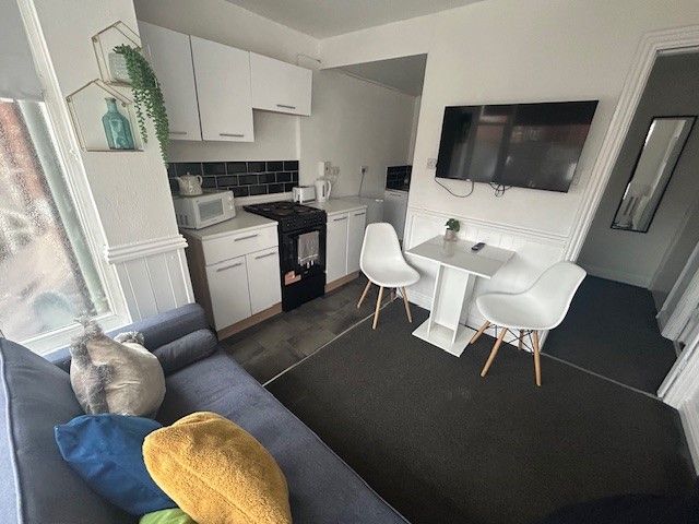 Property photo 2 of 4