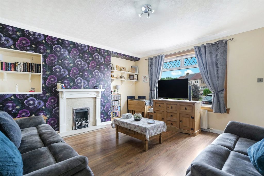 Property photo 2 of 21 Picture No. 03