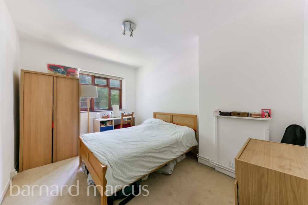 Property photo 3 of 6