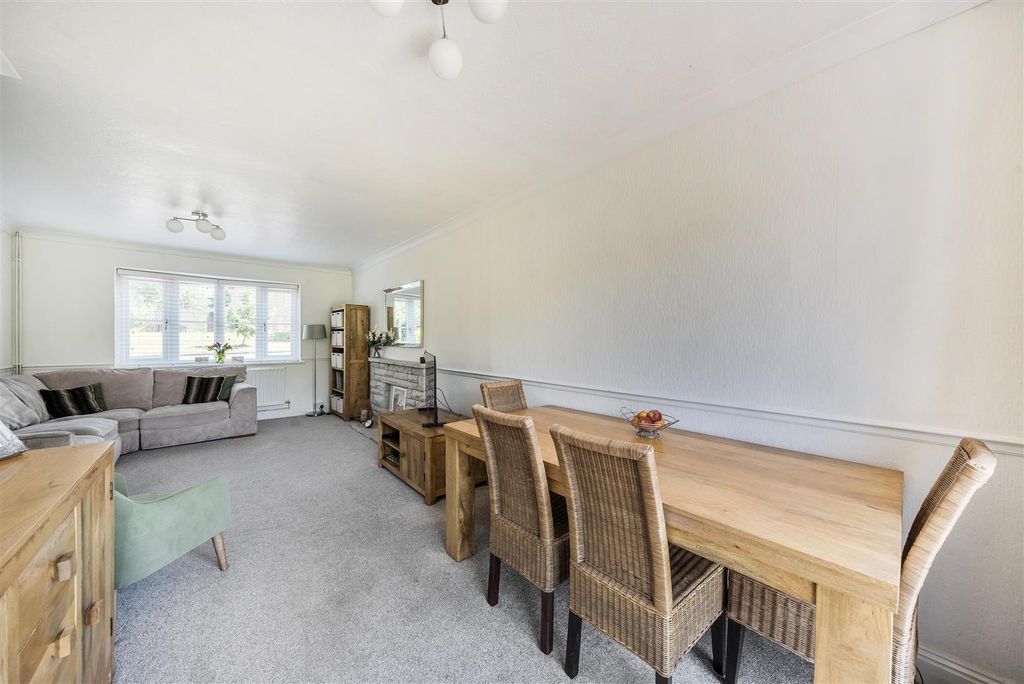 Property photo 3 of 19 1293781-53-68250A9c0E8A9-Arw.Jpg