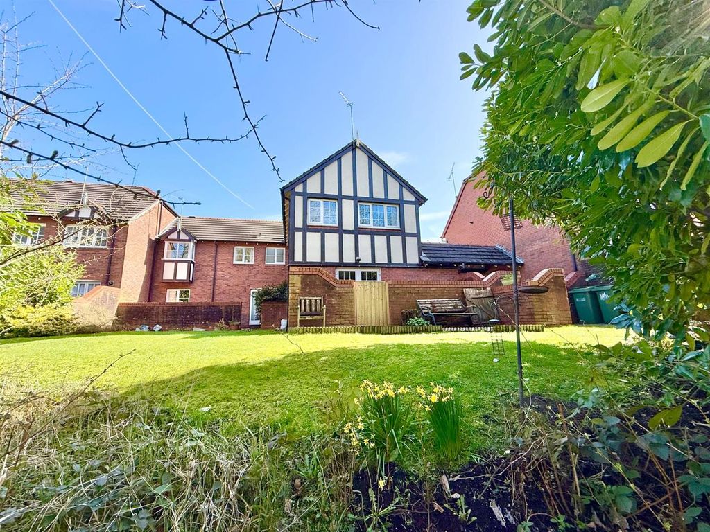 Property photo 1 of 19