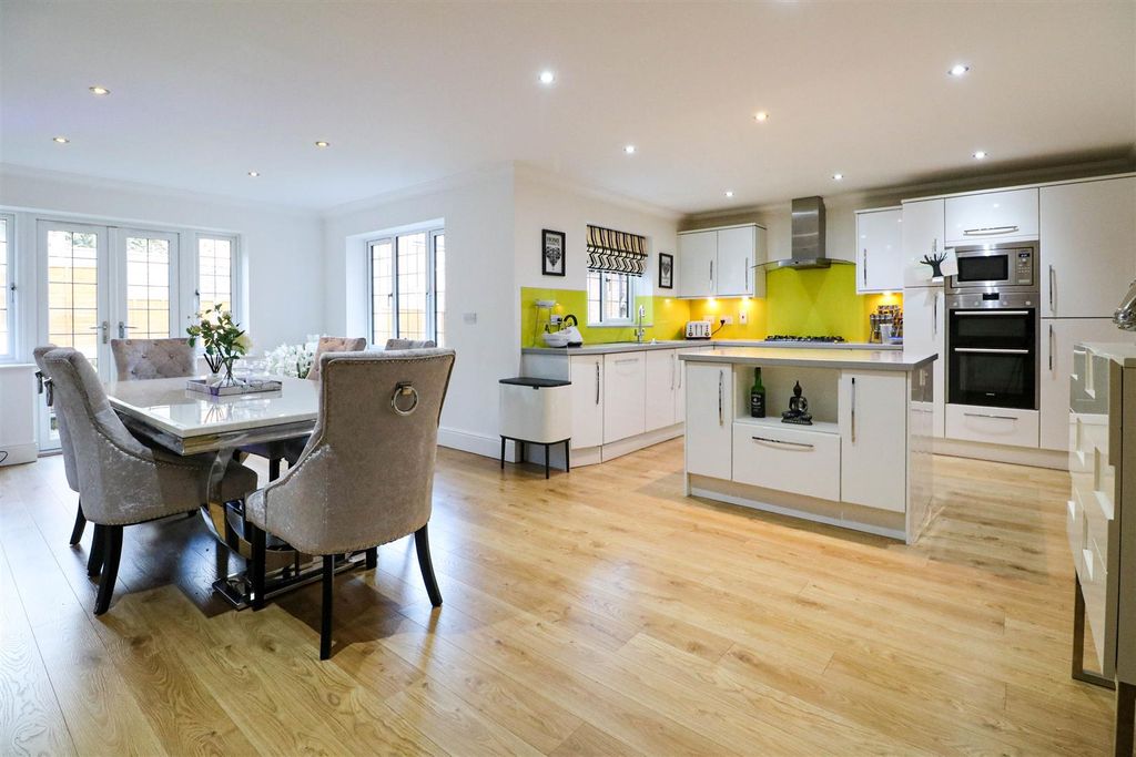 Property photo 3 of 21 Img_0324.Jpg