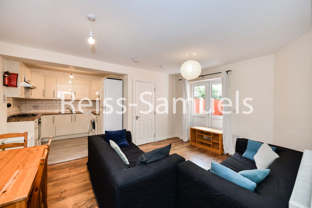 Property photo 1 of 47