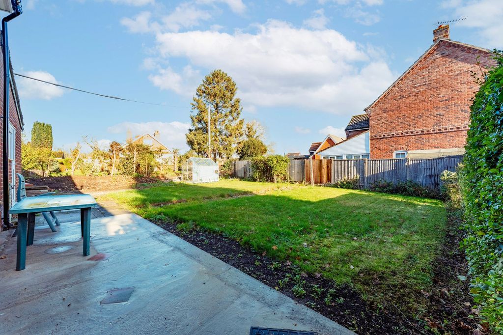 Property photo 2 of 15