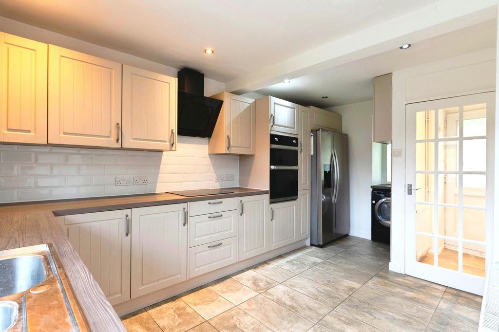 Property photo 2 of 14 Pbox-Img.Jpg