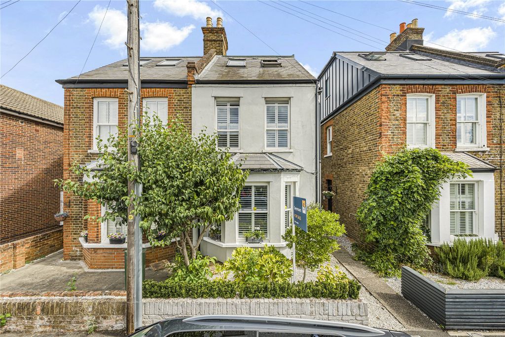 Property photo 1 of 17 Picture No. 24