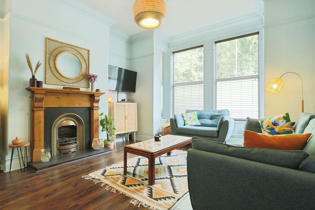 Property photo 3 of 26 42652210