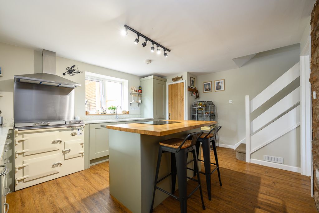 Property photo 3 of 13 The Chalice-18
