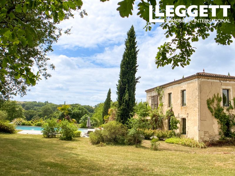 Property photo 2 of 10