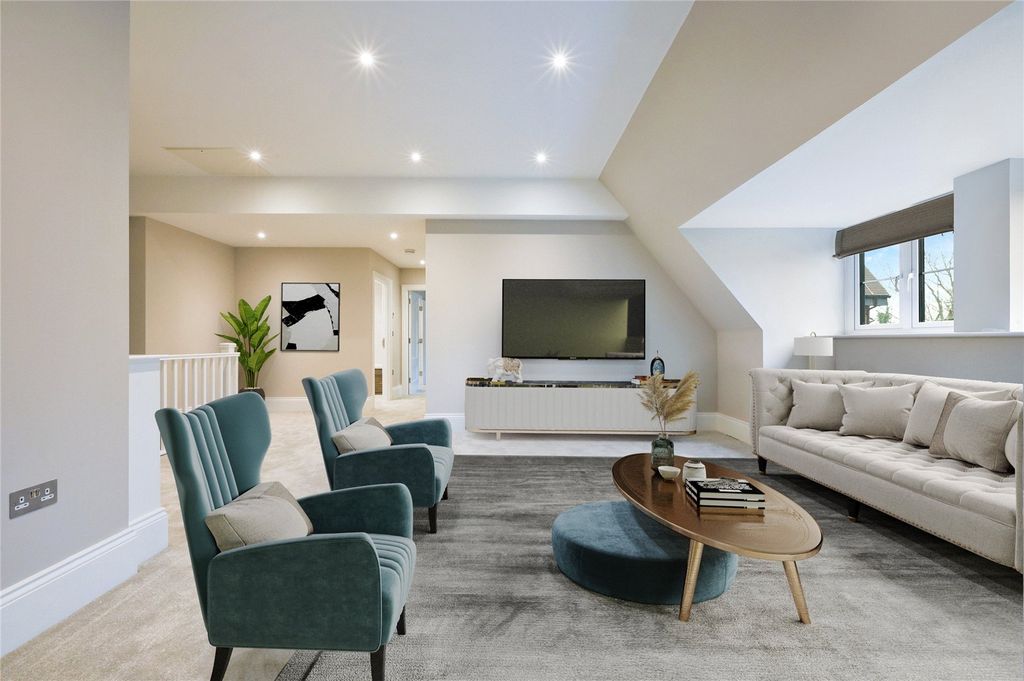 Property photo 2 of 11 Reception