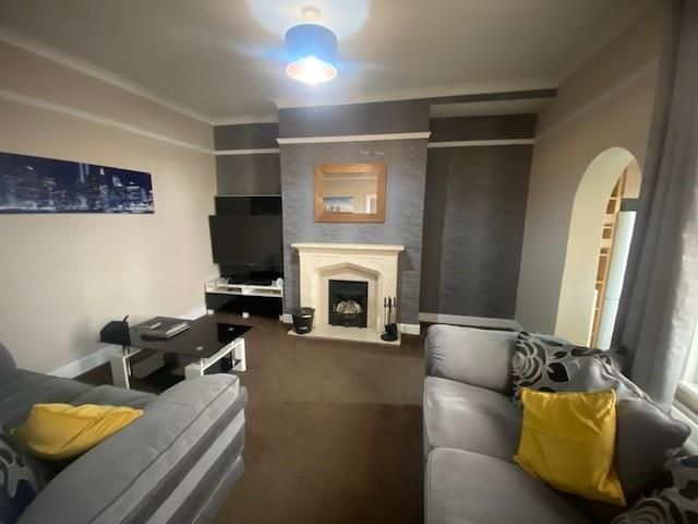 Property photo 3 of 10 58 Nora Street Lounge.Jpg