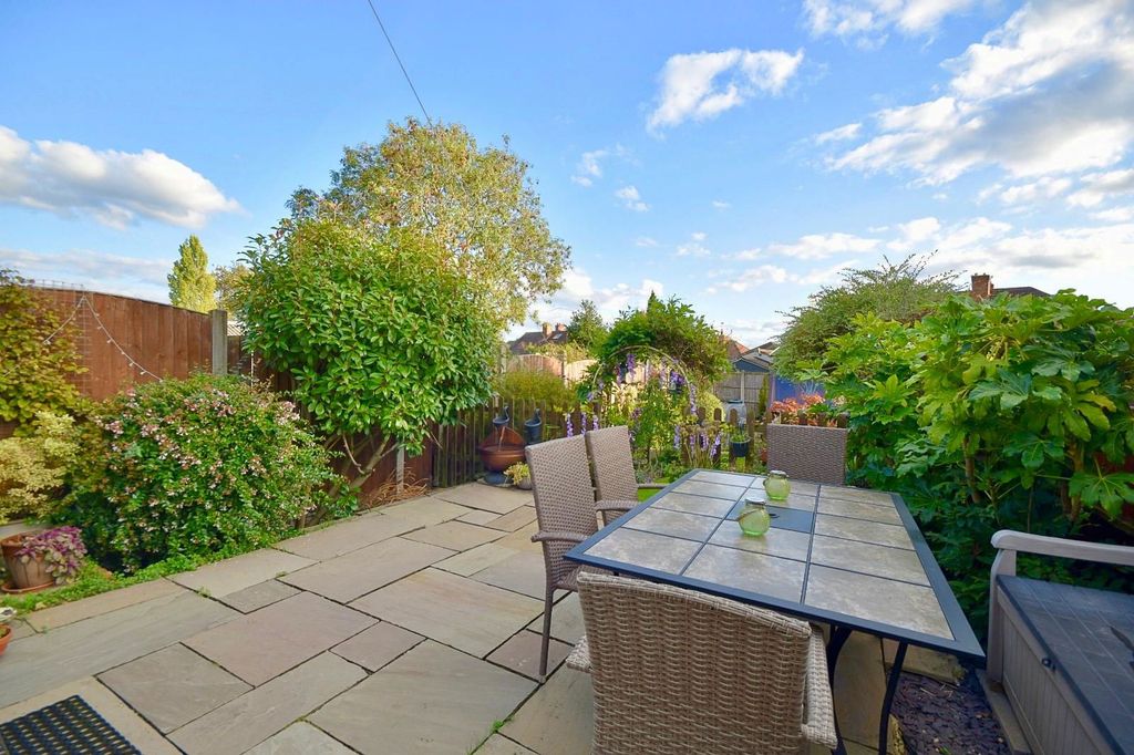 Property photo 2 of 16