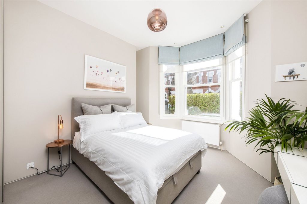 Property photo 2 of 23 Picture No. 57