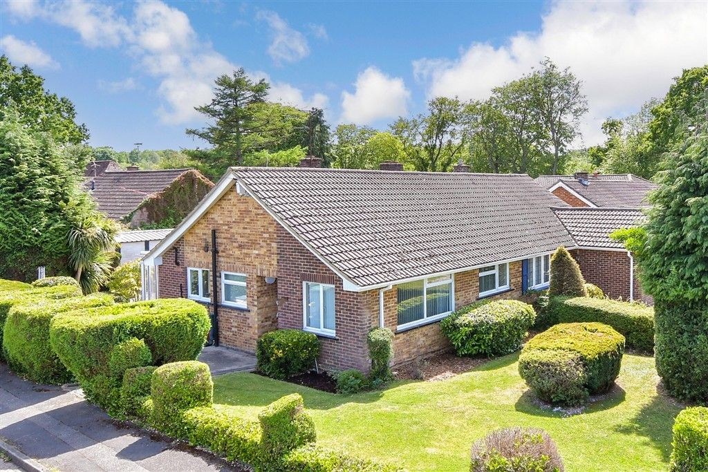 Property photo 1 of 13 External (Brochure)