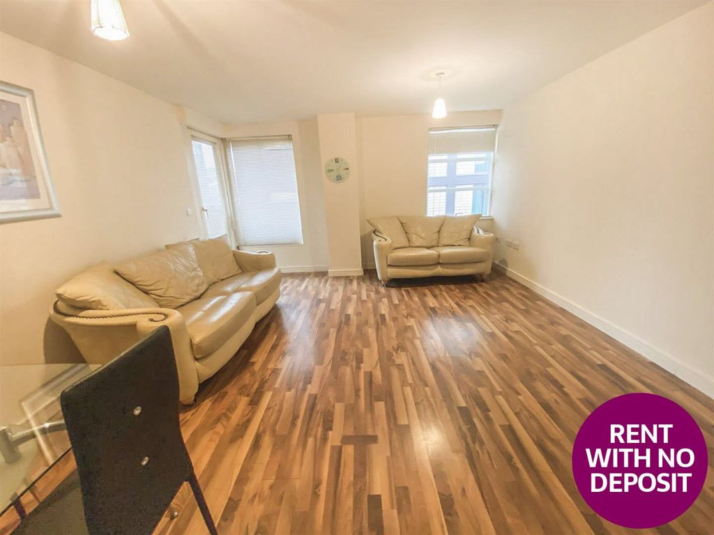 Property photo 3 of 15 Picture No. 06