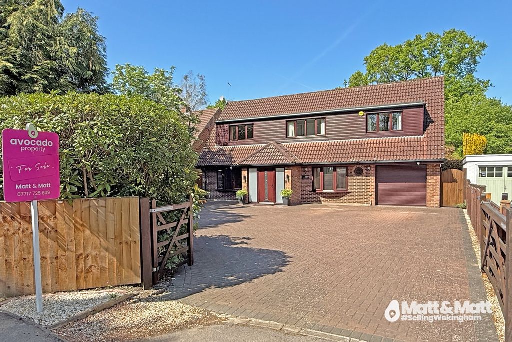 Property photo 1 of 17 4114090