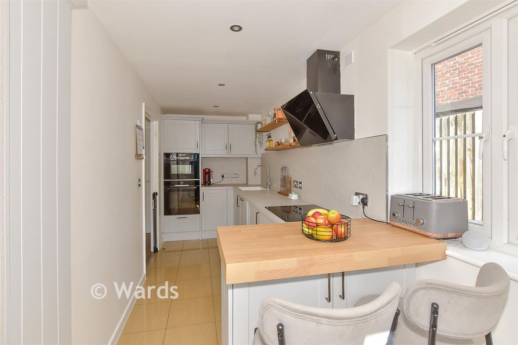 Property photo 1 of 14 Kitchen
