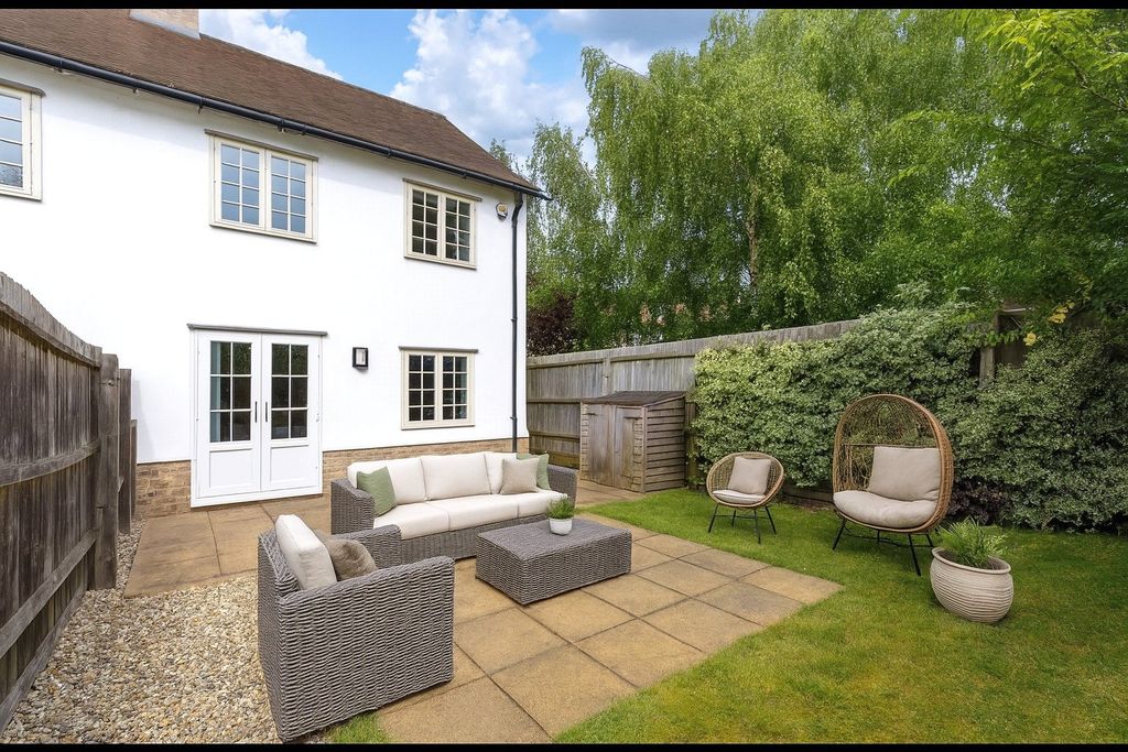 Property photo 2 of 13 Picture No. 16