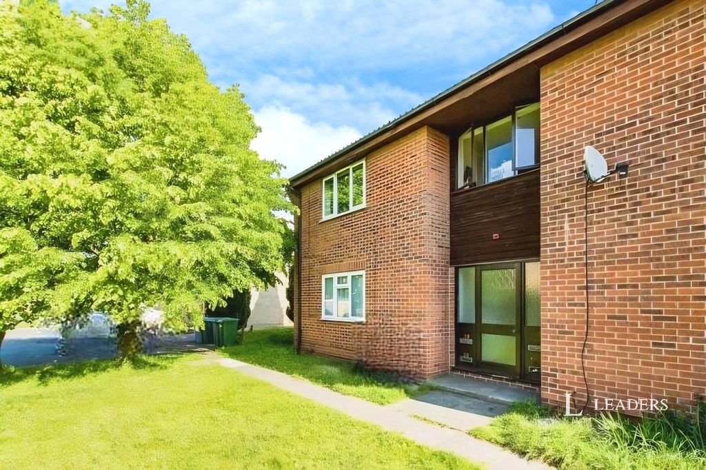 Property photo 1 of 8 Picture No. 05