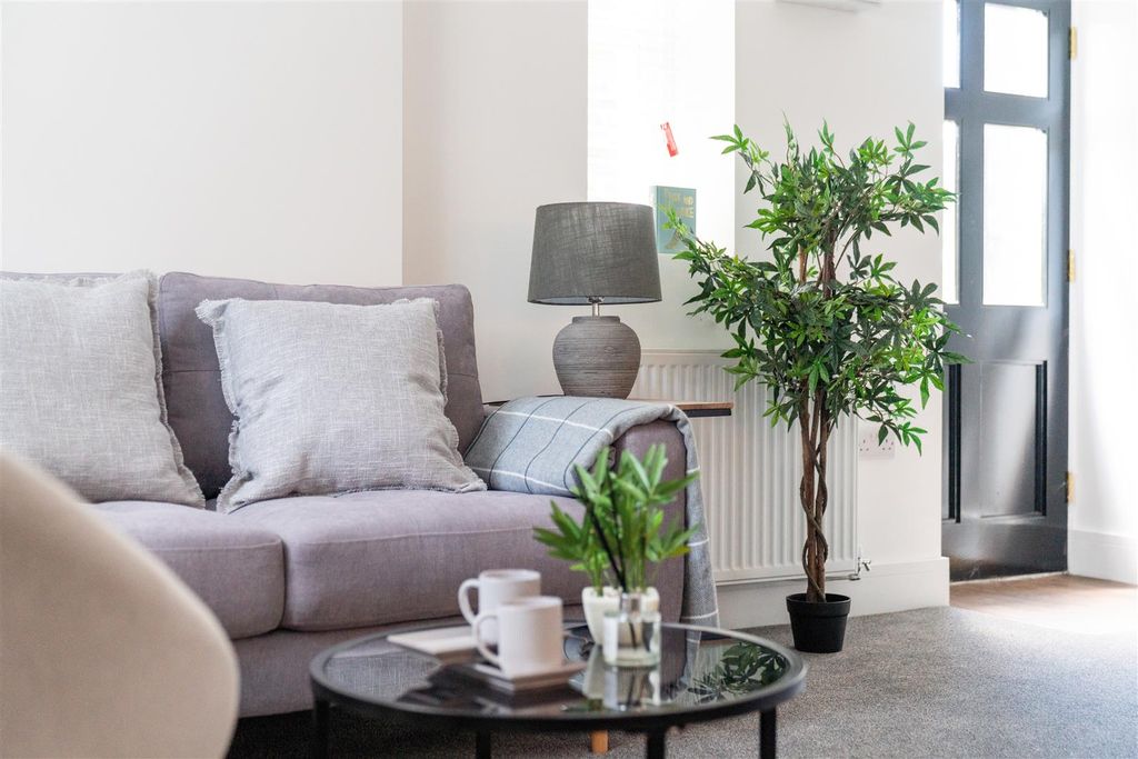 Property photo 3 of 13 Open Plan-5.Jpg