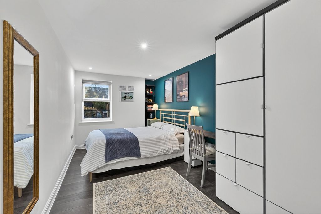 Property photo 2 of 9 2247631