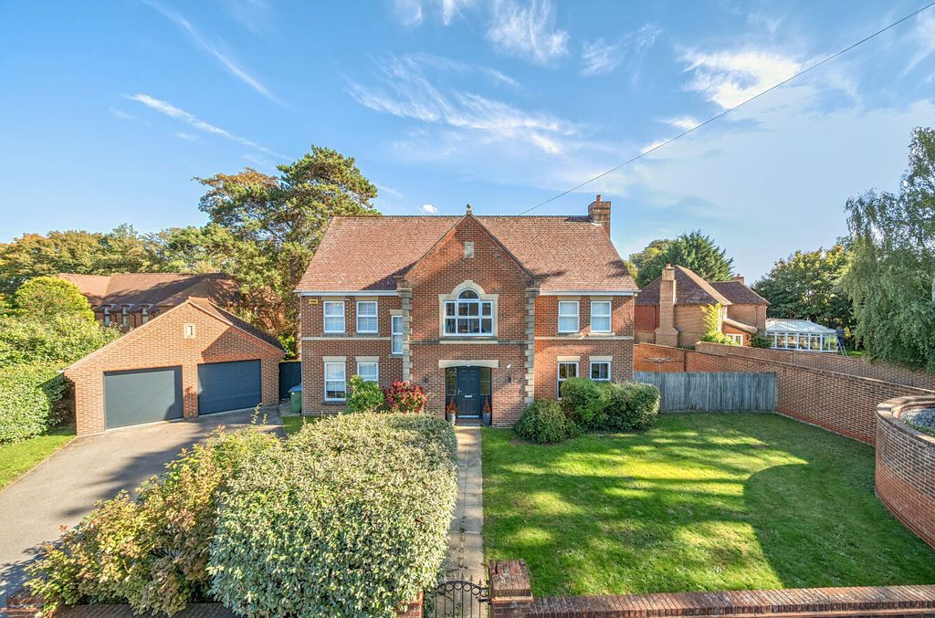 Property photo 1 of 20 1346109-1-68d5512...