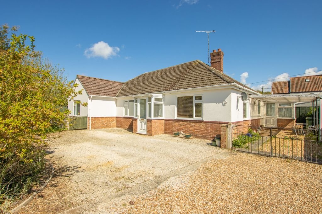 Property photo 1 of 11 5086390