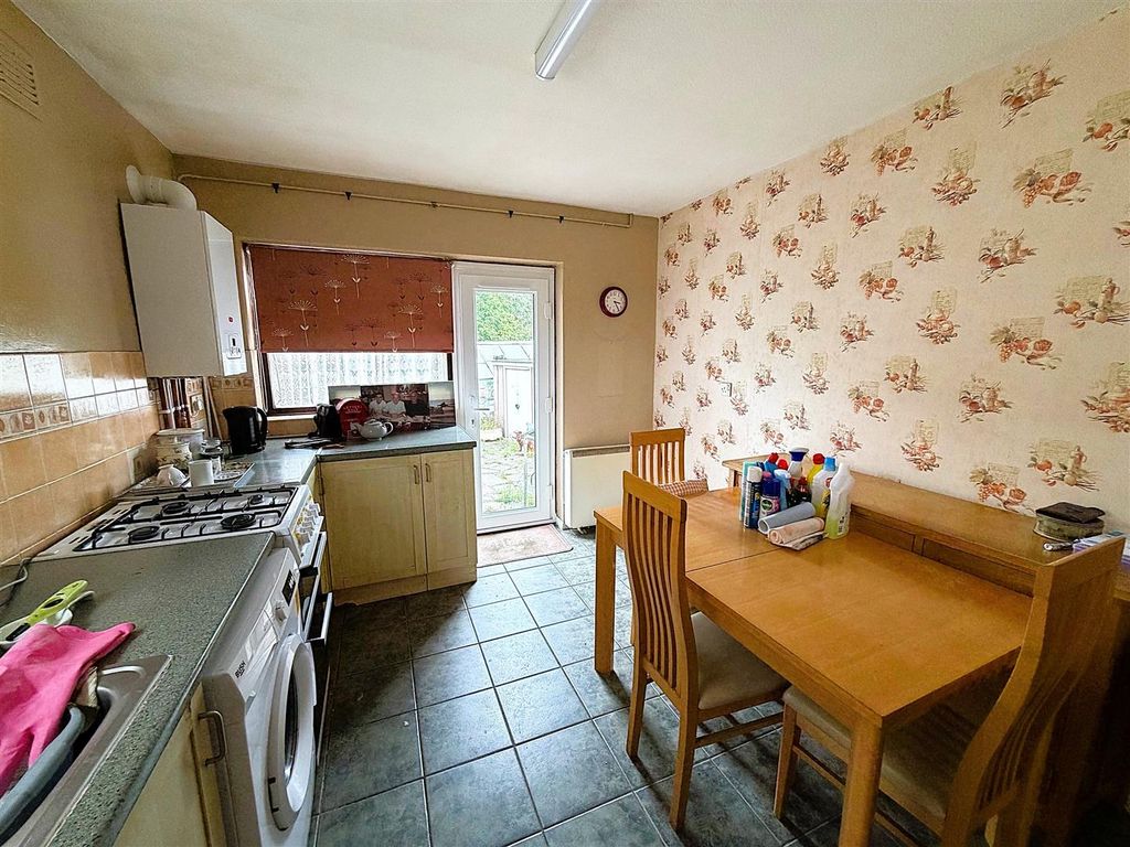 Property photo 3 of 11 1.Jpg