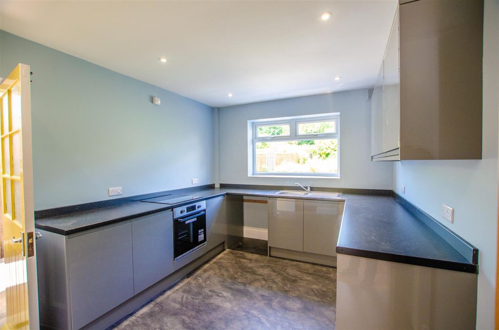 Property photo 2 of 14 Has_7576.Jpg