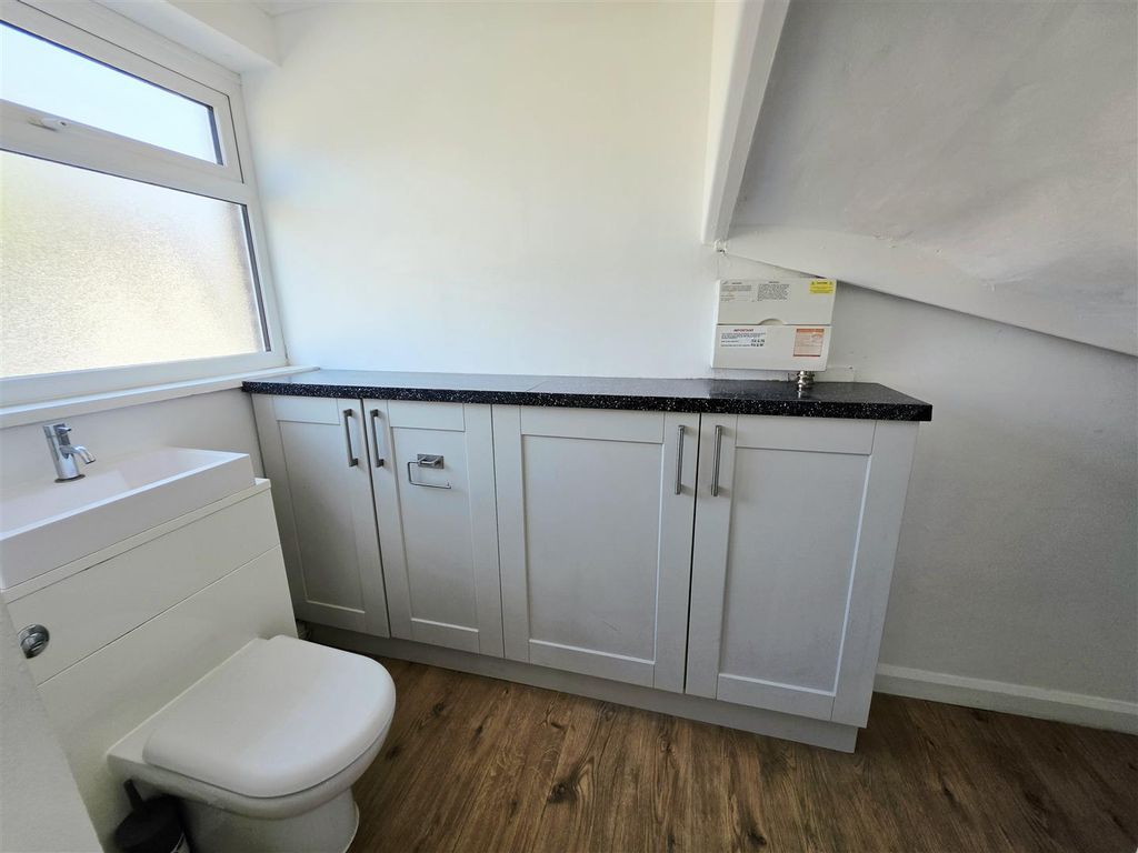 Property photo 3 of 11 Downstairs WC