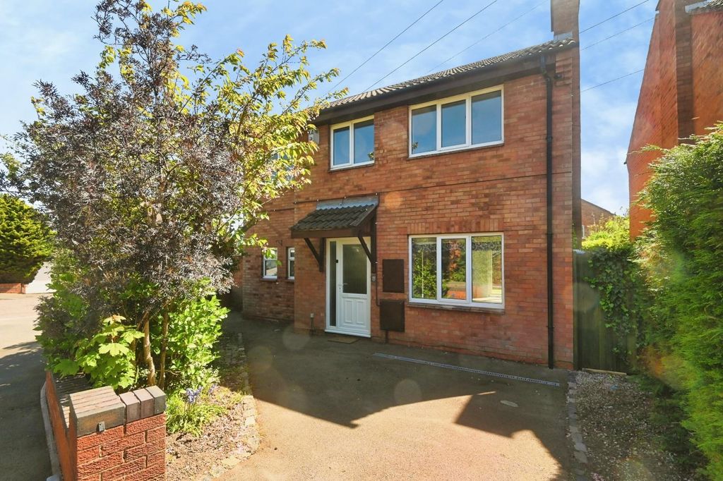Property photo 1 of 26 62Fro25.Jpg