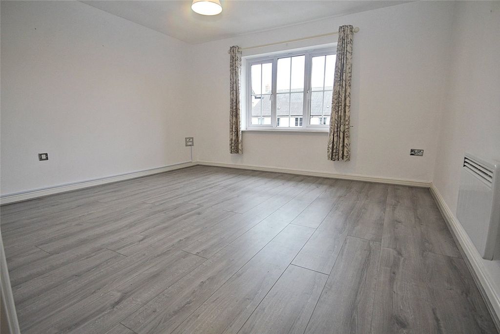 Property photo 2 of 5 2293503