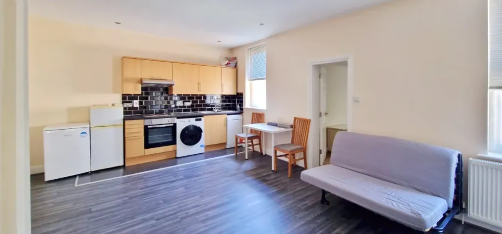 Property photo 2 of 7