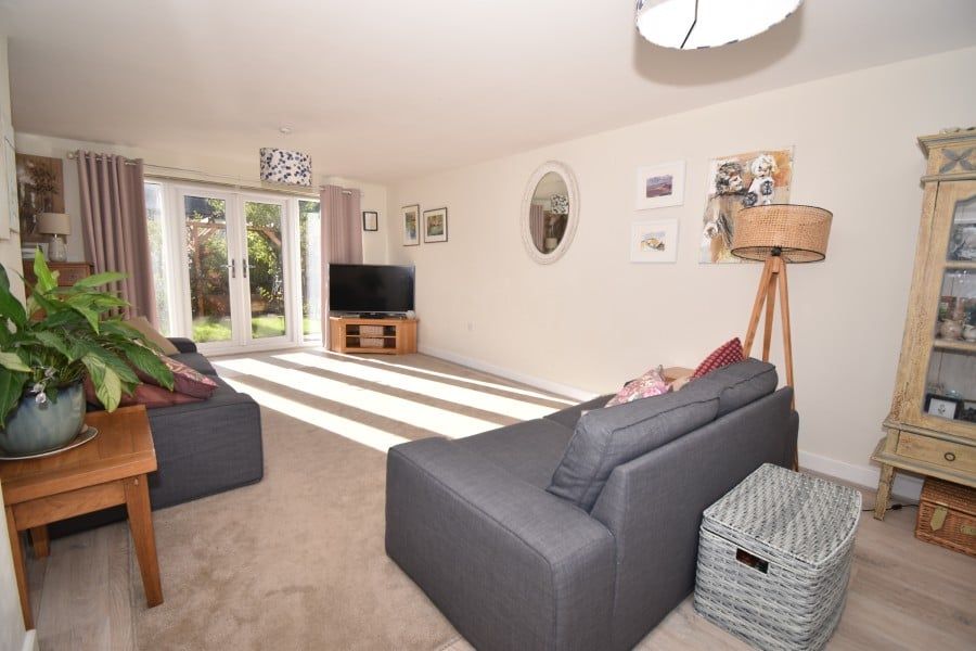 Property photo 2 of 18