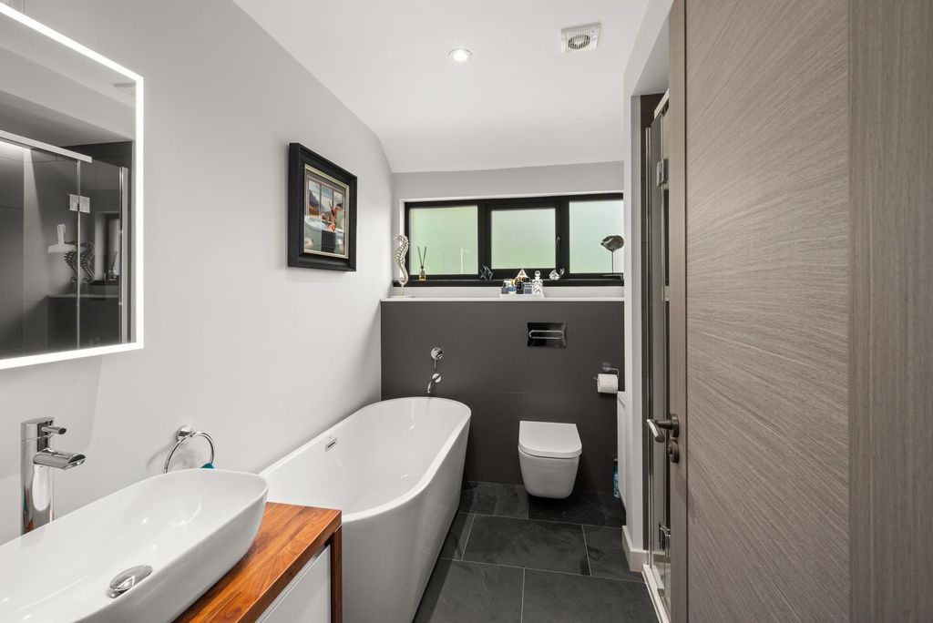 Additional image 20 of 4 bed detached house for sale12 Bughties Road, Broughty Ferry DD5