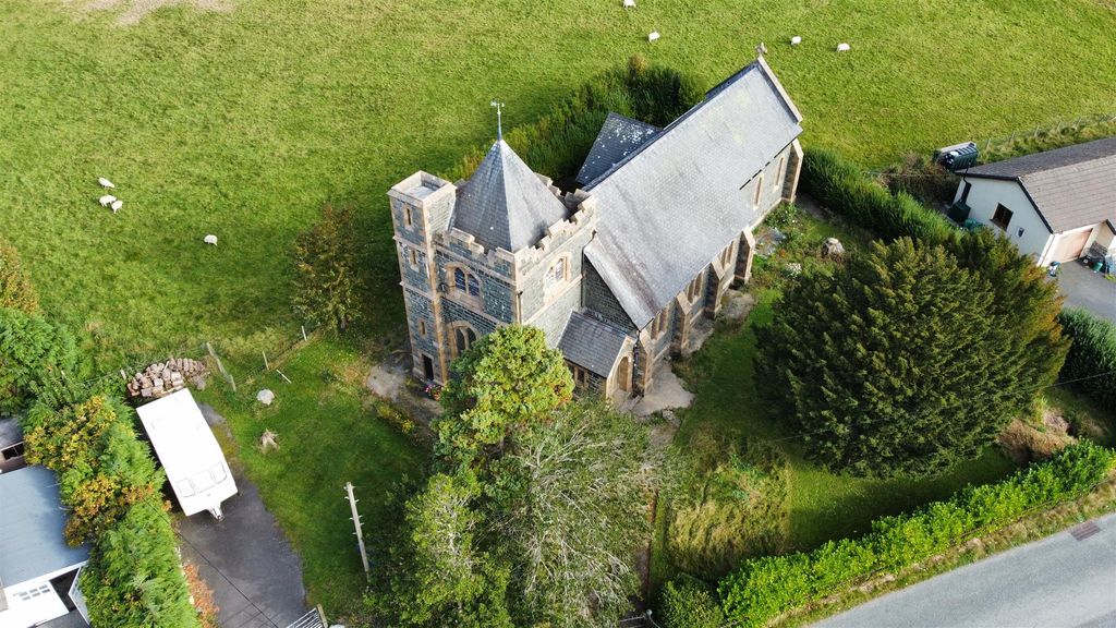 Property photo 1 of 13 1000042668.Jpg