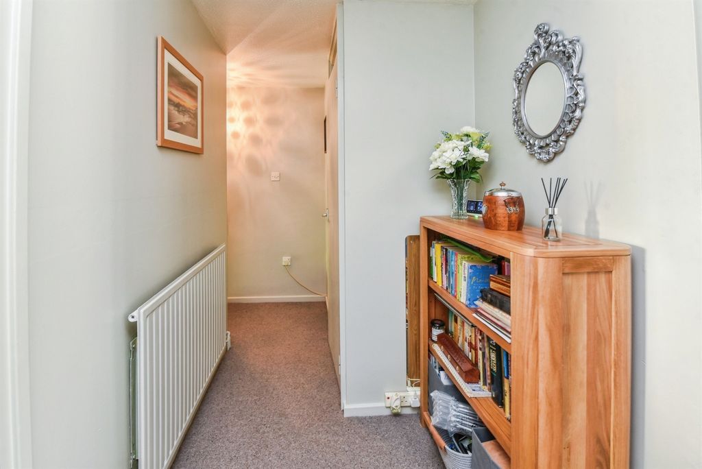 Additional image 9 of 2 bed flat for saleMill Close, Frome BA11