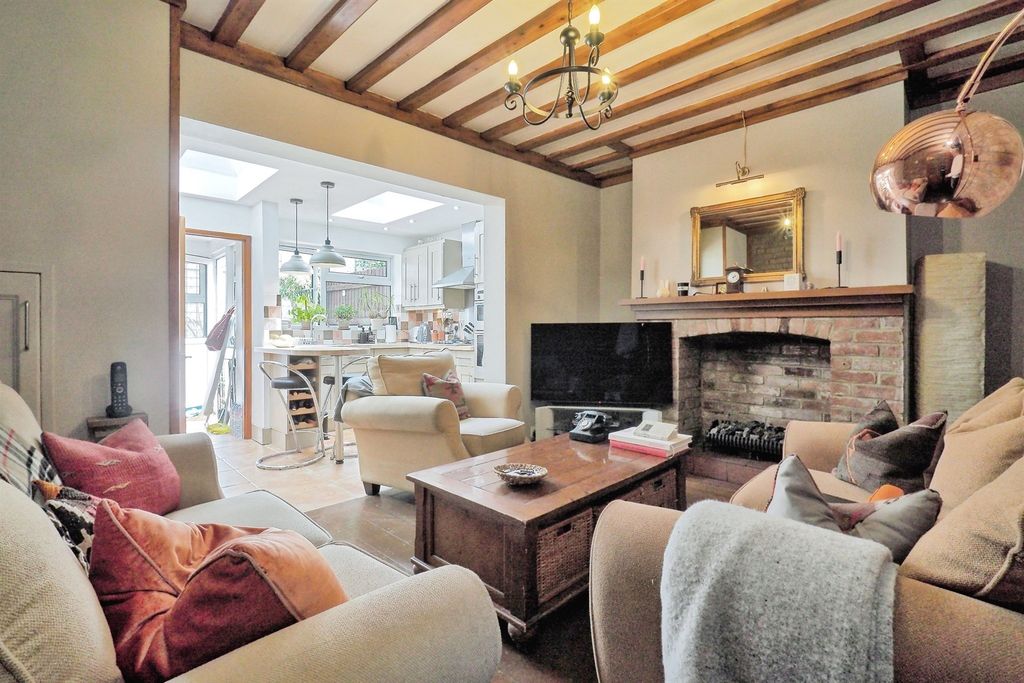 Property photo 3 of 15