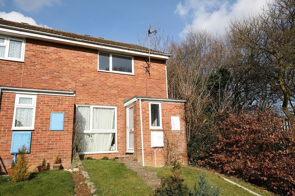 Property photo 1 of 8