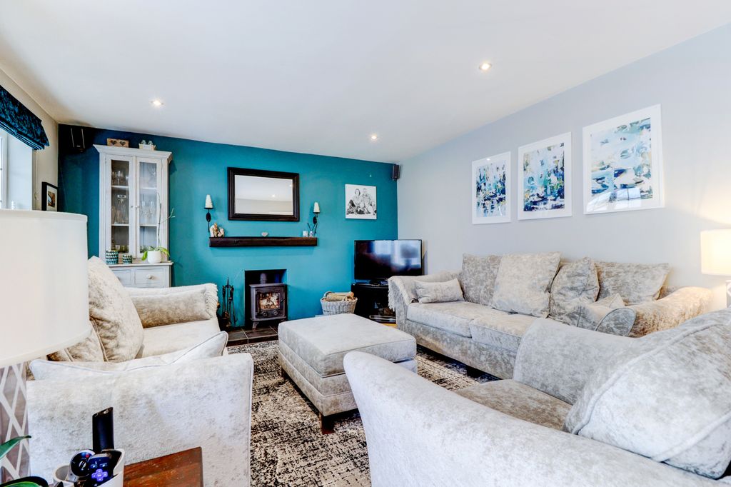 Property photo 2 of 21 Picture No. 08