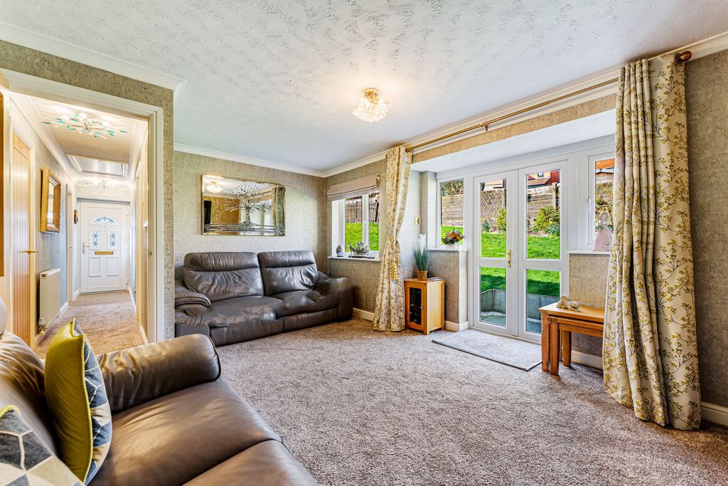 Property photo 2 of 24 Photograph 2