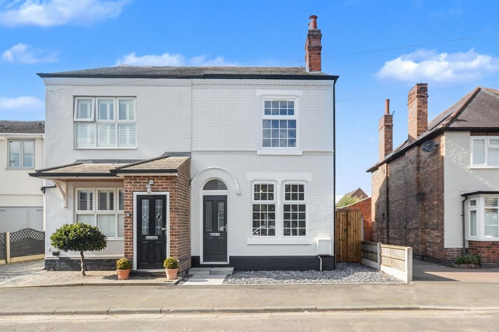 Property photo 1 of 30