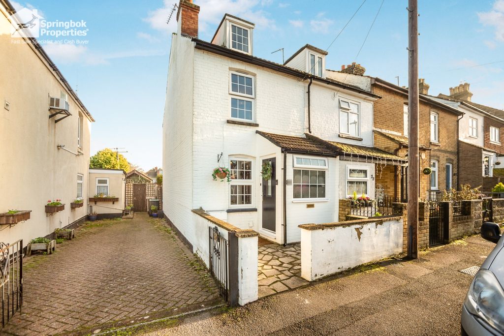 Property photo 1 of 13 Front View