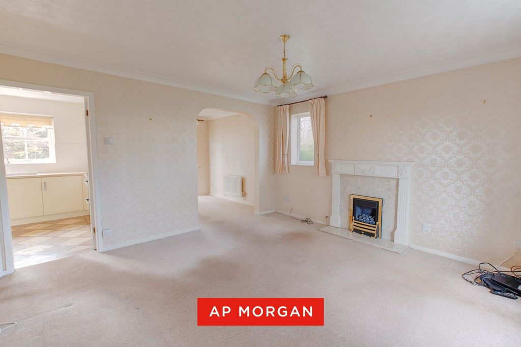 Property photo 3 of 21 Picture No. 16