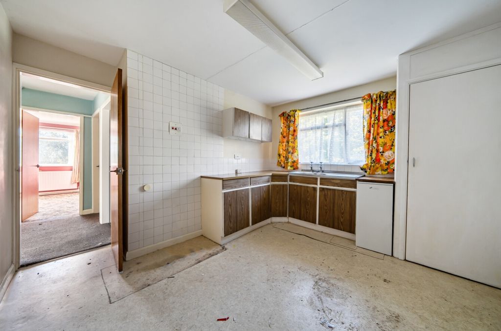 Property photo 3 of 26 1431509-13-69ba8197491Be