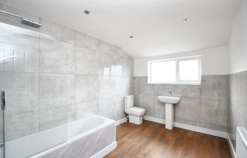 Property photo 3 of 14 Photo 3