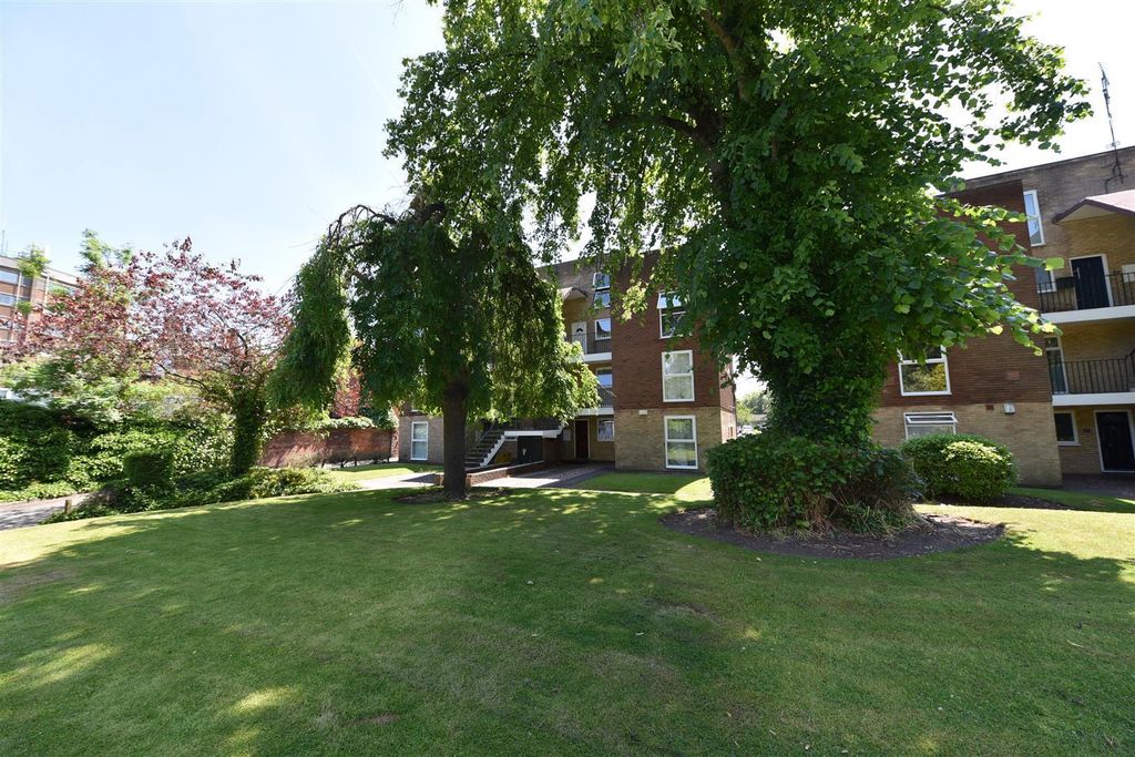 Property photo 2 of 18 Rear.Jpg