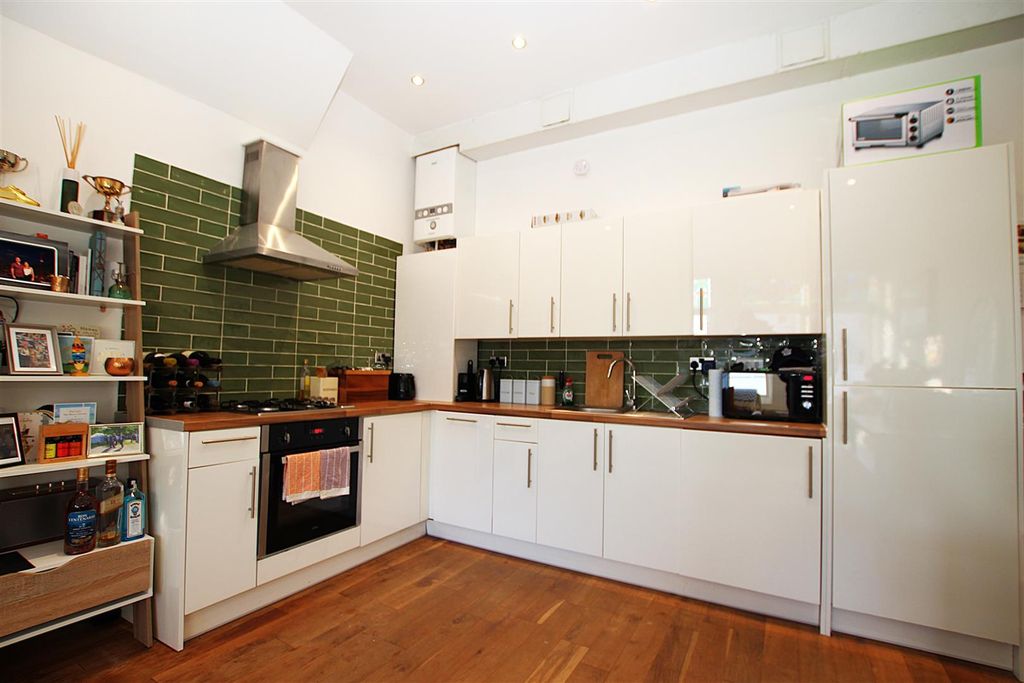 Property photo 3 of 10 Img_0264.Jpg