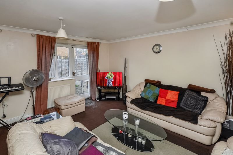 Property photo 3 of 11 Photo 3